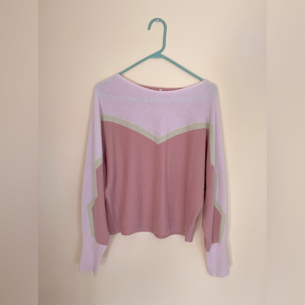 Beautiful Margaret O’Leary cashmere sweater - like new
